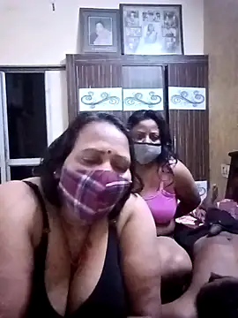 LoveOnStream's cam snapshot