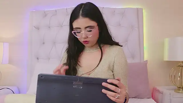 ScarlettPetrova's cam snapshot