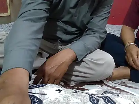 Lovelycouple25's cam snapshot