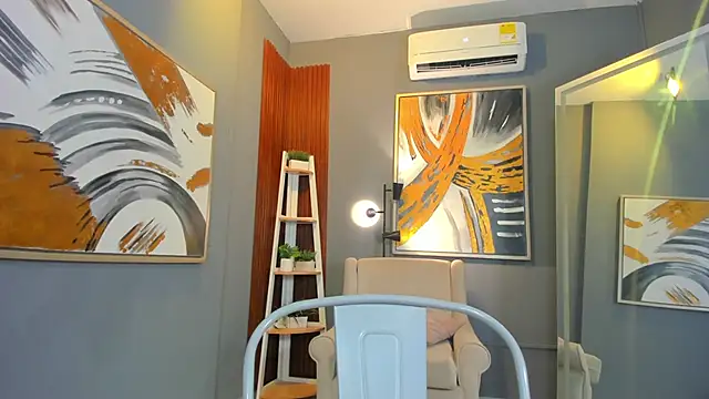 nina_swaan's cam snapshot