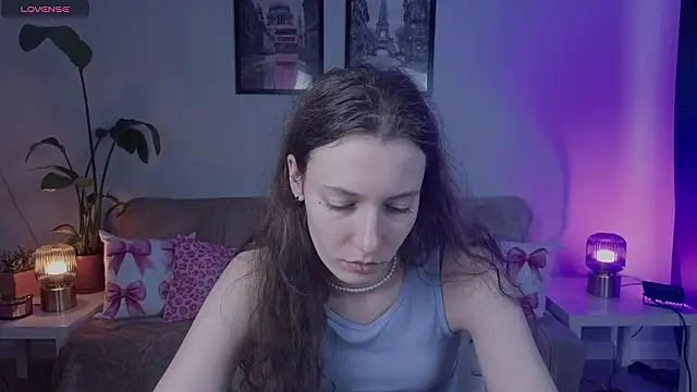 VioletaBloom's cam snapshot