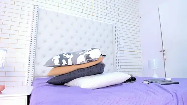 kylie_wilsson's cam snapshot