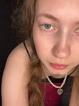 Holy_Poly's cam snapshot