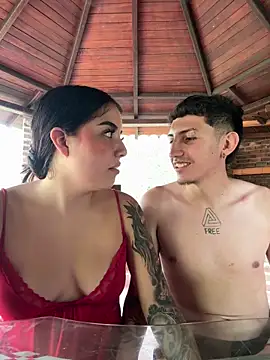 Couple_latinX's cam snapshot