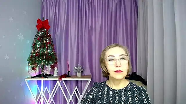 queen_a_n_i's cam snapshot