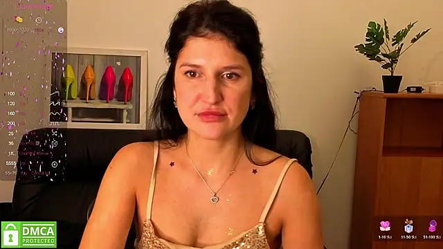 Alianna_Solo_Kisses's cam snapshot