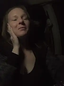 RagingRebecca's cam snapshot