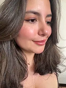 sukhakunis1 live sex cam