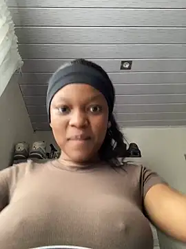 comehaveataskxx6's cam snapshot