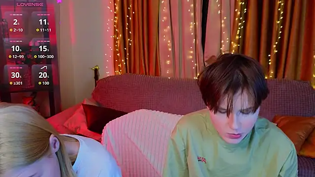 Girls_Fingers live sex cam