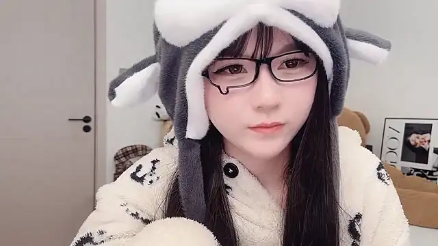 lnua-lnua's cam snapshot