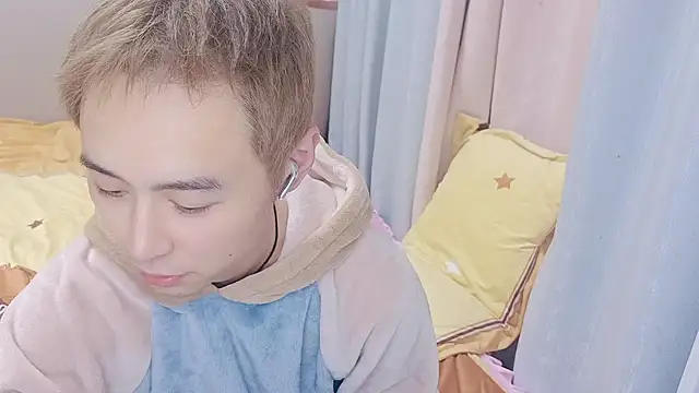 SUNNY_BOY live sex cam