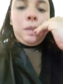 LizzRouse live sex cam