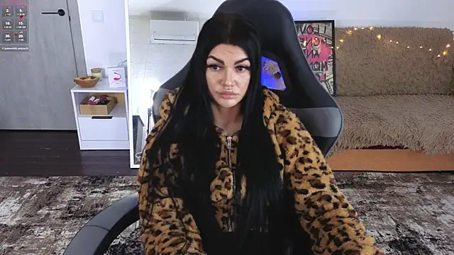 Tiffany_lab's cam snapshot