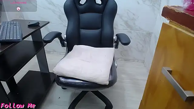 suhana_mature's cam snapshot