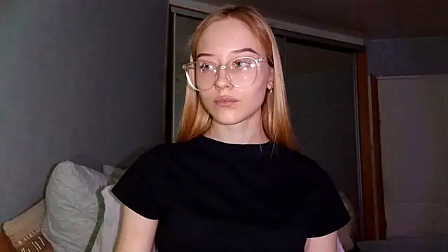 GlidedFill live sex cam