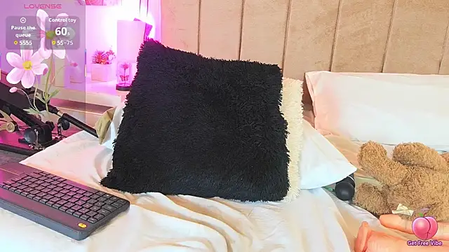 LANA_LARSEN's cam snapshot