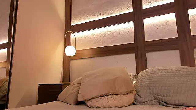 Sienna_brunette's cam snapshot