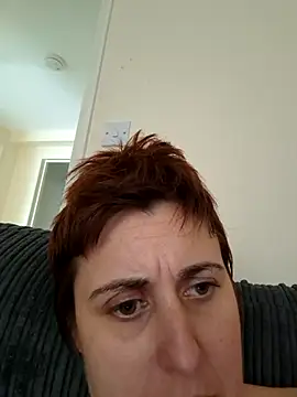 Tiara_XOX's cam snapshot