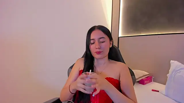 mia_slora's cam snapshot