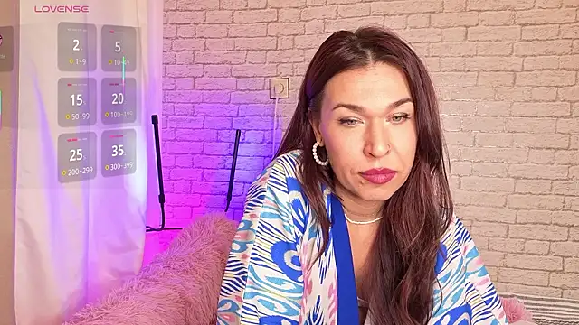 ReginaFoXXXy's cam snapshot