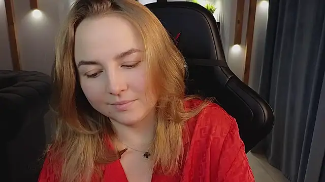 Mira_Mermayd's cam snapshot