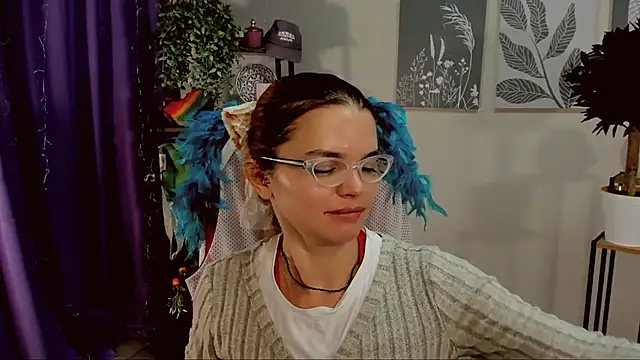 SaraGolben's cam snapshot