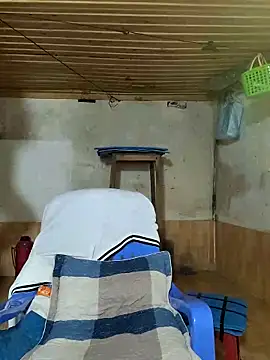 Basanis68's cam snapshot