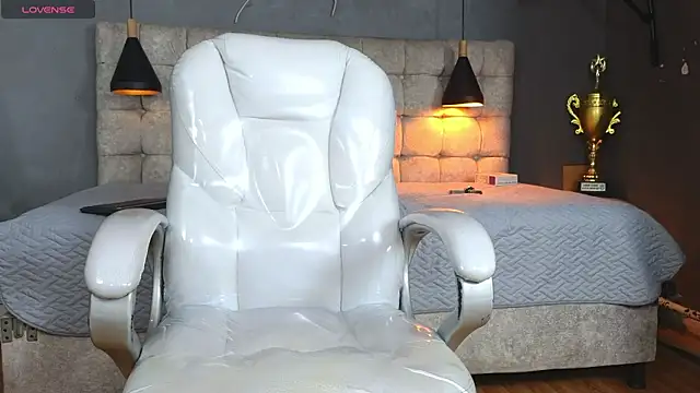 Horny_nick18 live sex cam