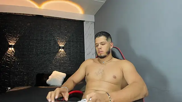 taurus_boy1's cam snapshot