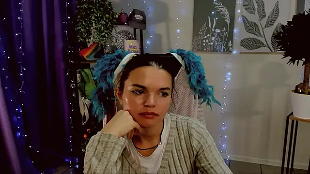 SaraGolben's cam snapshot