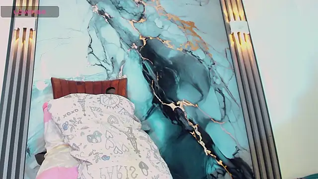 khiara_moretti live sex cam