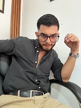 Milosky000 live sex cam