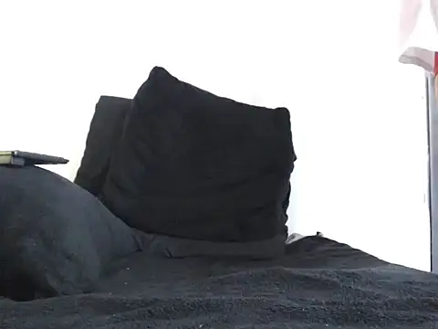 hairyandbigmann live sex cam