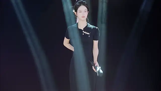 -YiYi's cam snapshot