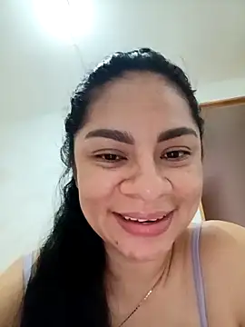 luna_pinky live sex cam