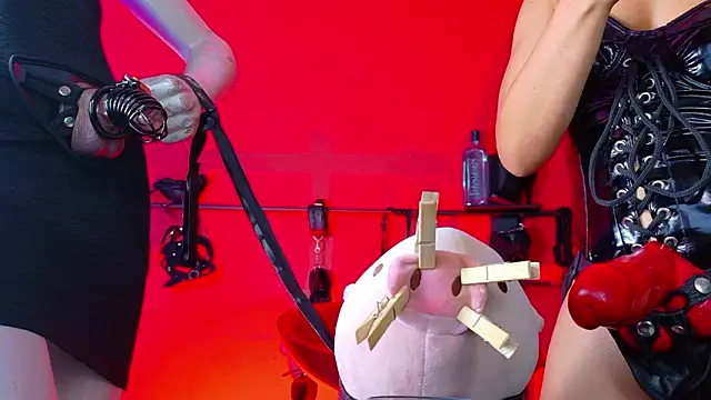 MistressSlut1 live sex cam