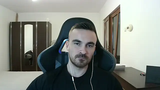 mu5clemania2 live sex cam