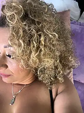 Katti_Barrera live sex cam