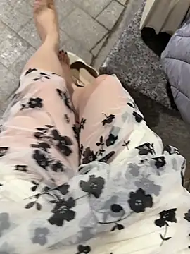 Meii-meyy live sex cam