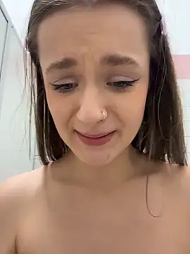 KittyQueeny live sex cam