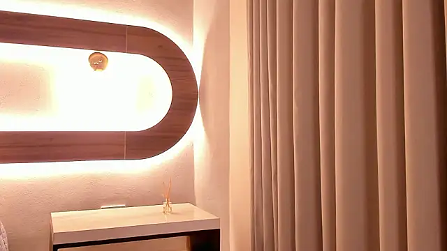 Violeta_sum's cam snapshot