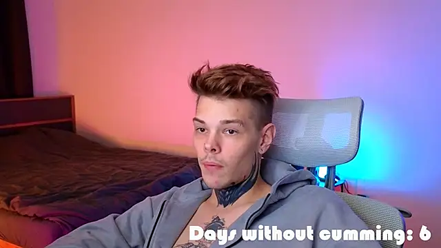 DENIS_HERE's cam snapshot