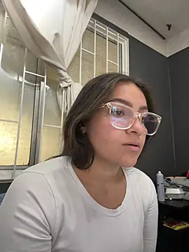 Alyha_Cortes live sex cam