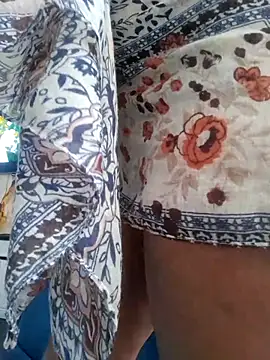 Barbieee1301 live sex cam