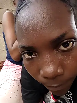 Bald_gee live sex cam