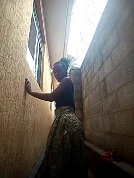 Petite_li live sex cam