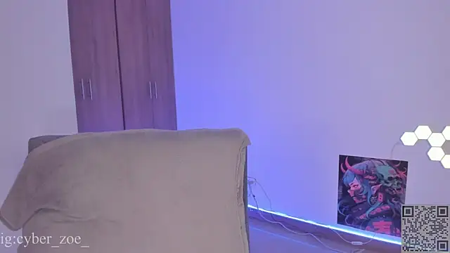 cyberzoe's cam snapshot