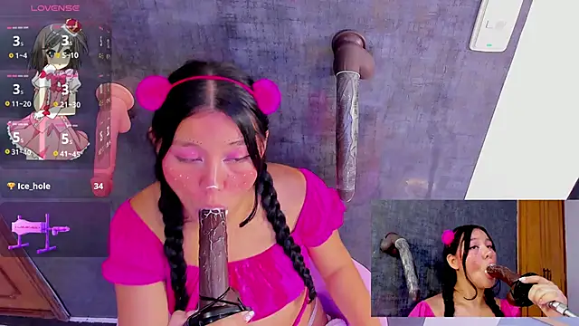 mia_celezte's cam snapshot