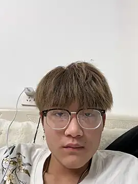 KK-cuteboy's cam snapshot